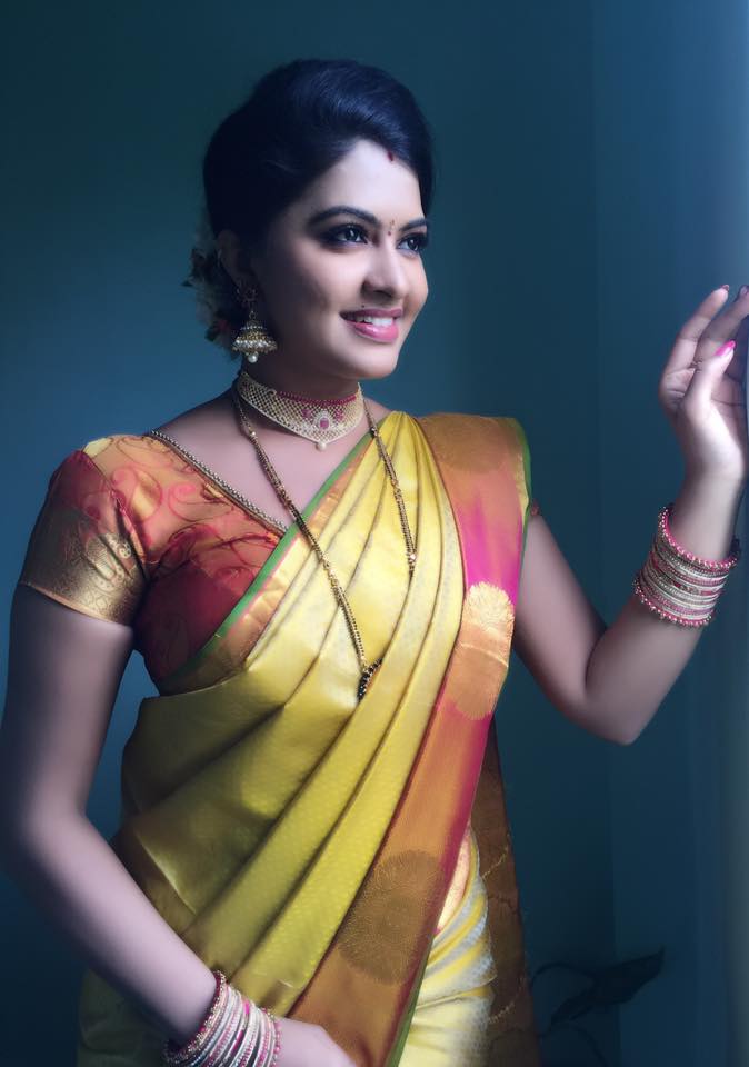 TELUGU TV ACTRESS RACHITHA MAHALAKSHMI PHOTOS IN YELLOW SAREE 4